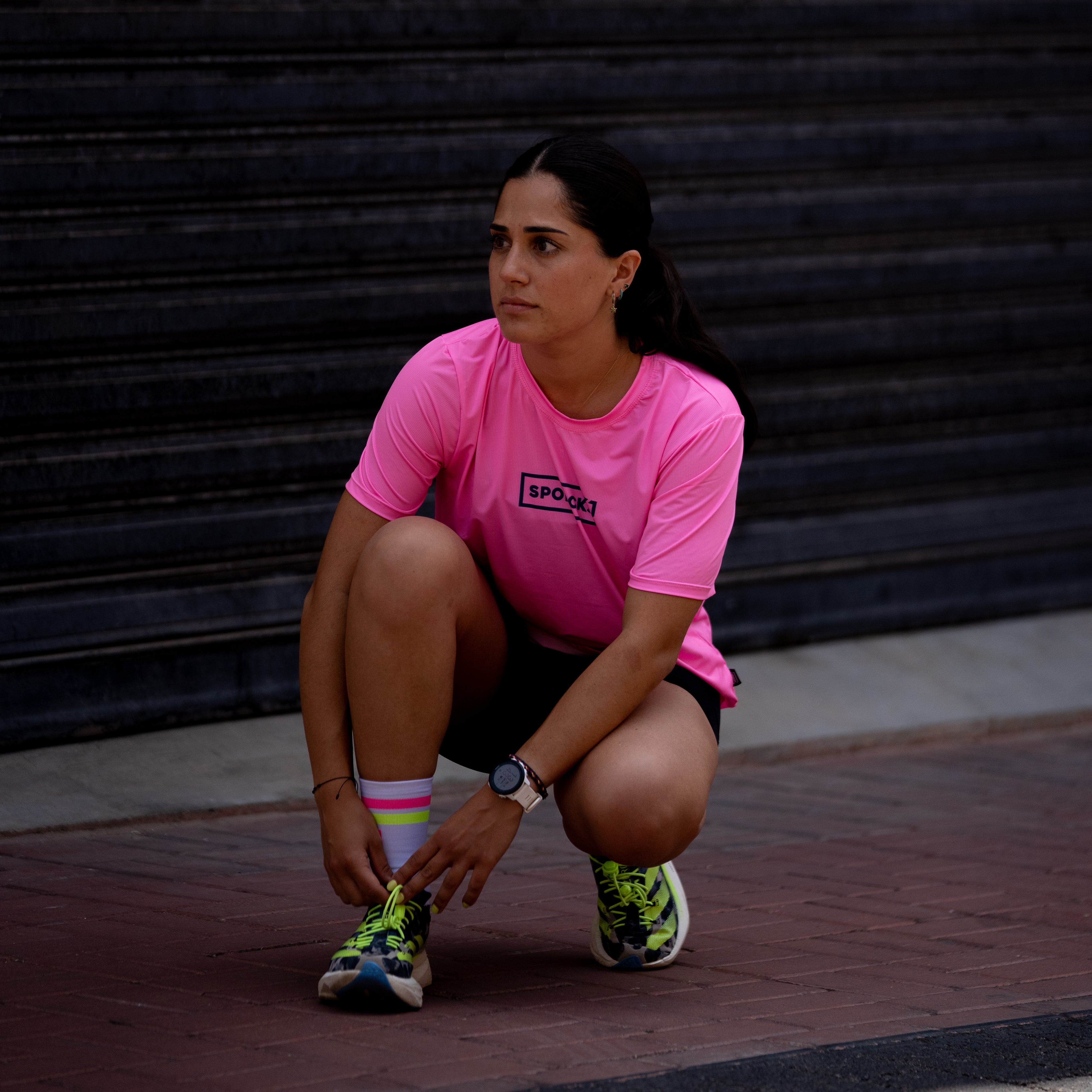 RUN OR DIE PINK - UNISEX-FUNKTIONSSHIRT