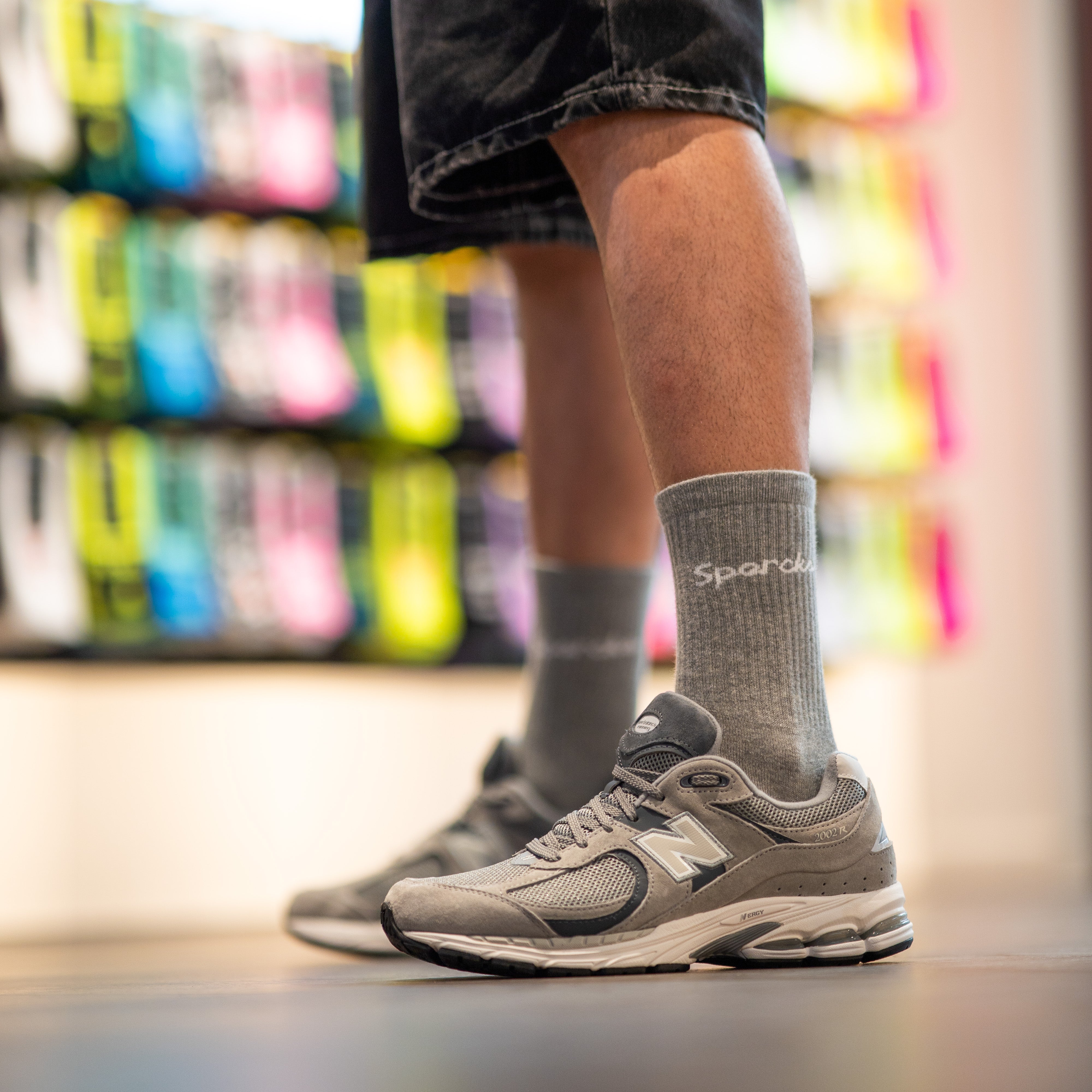 CHILL VIBES GREY - STREET SOCKS