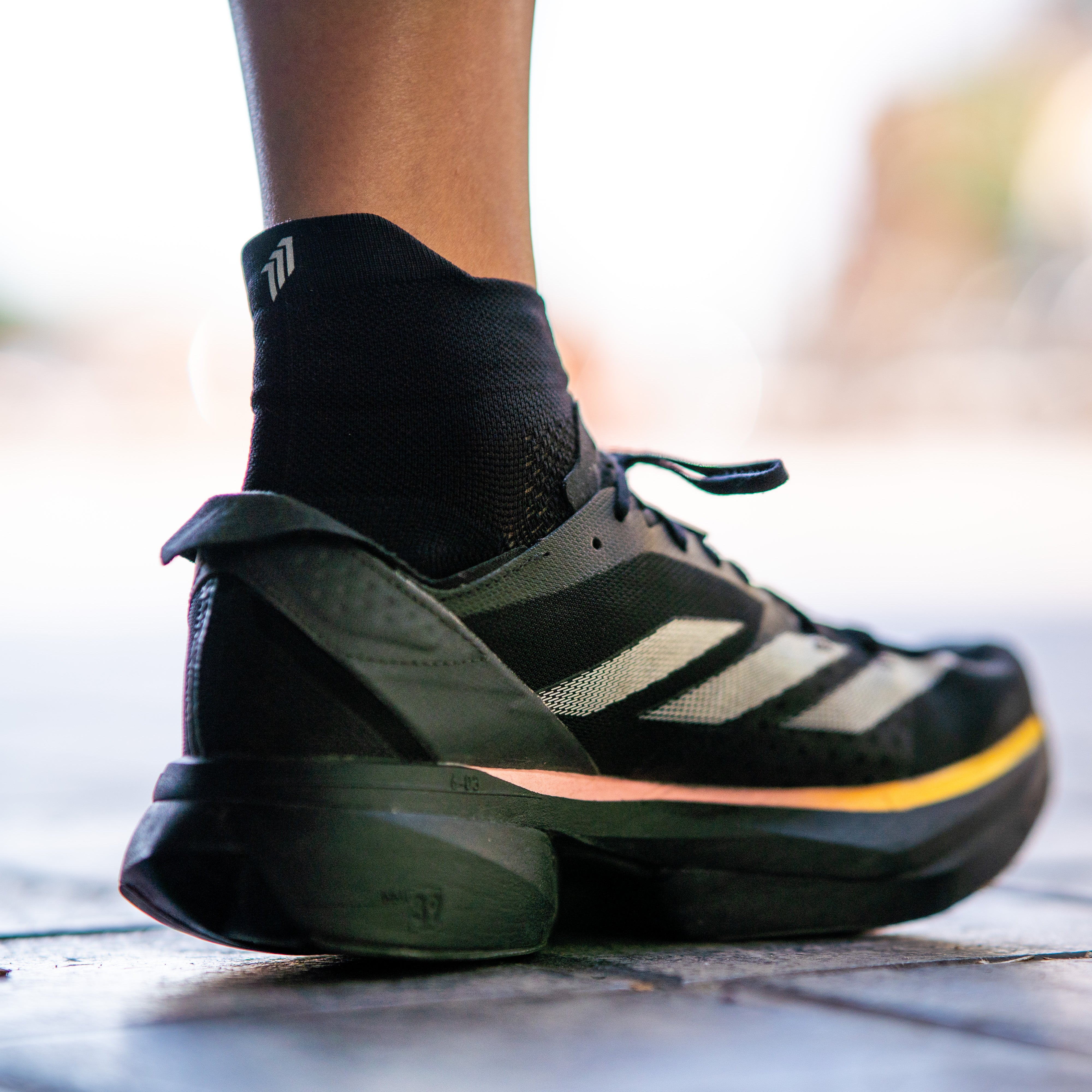 NOOSA BLACK V2 - LAUFSOCKEN