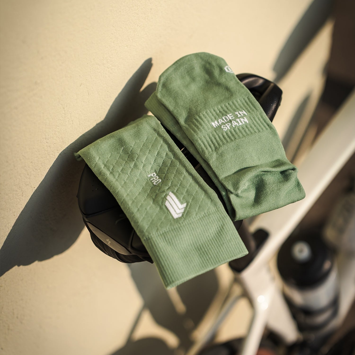 PRO ELITE GREEN - PRO CYCLING SOCKS