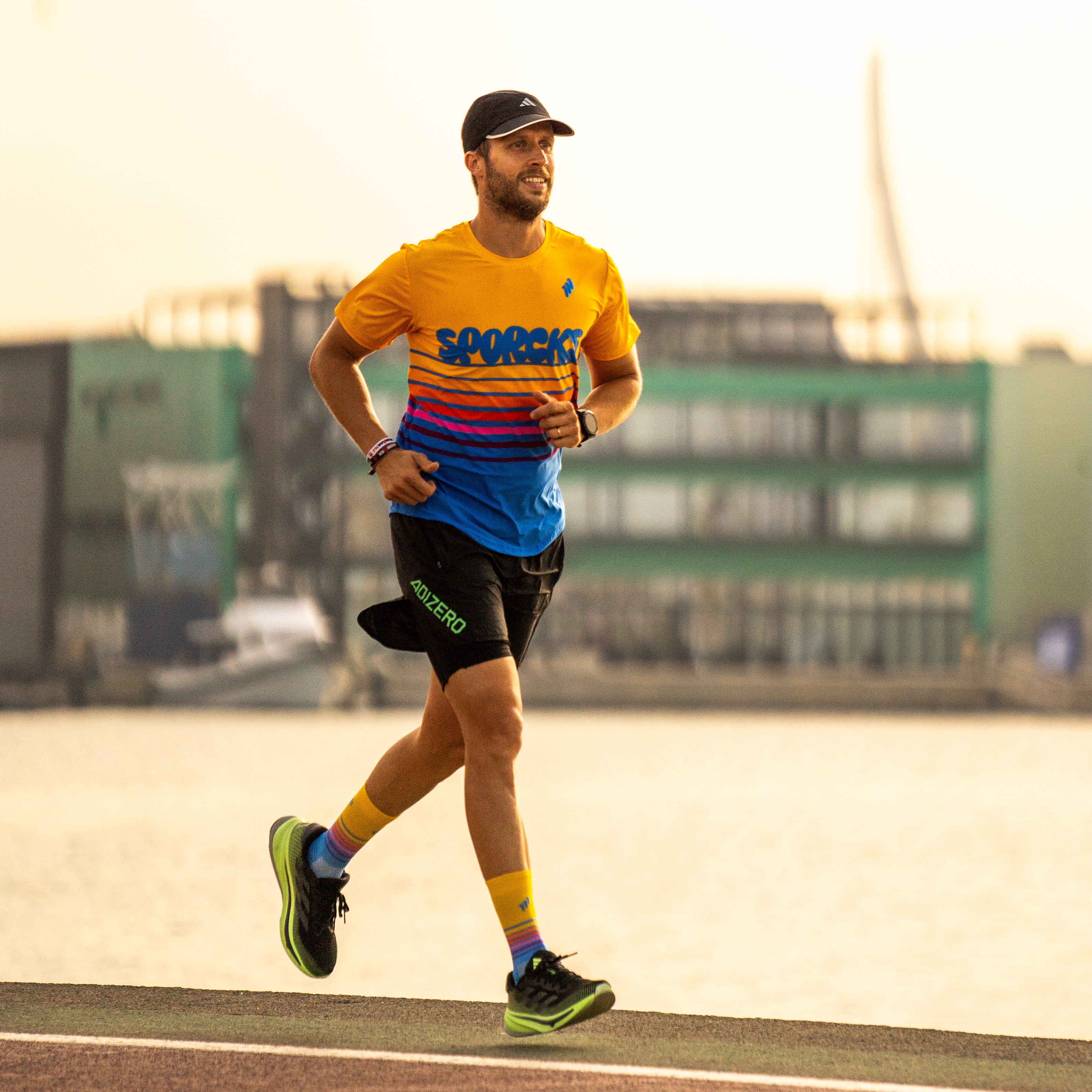 GOLDEN HOUR - Running T-Shirt