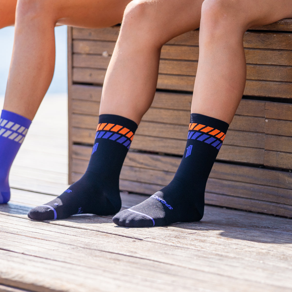 ULTRALIGHT PRO STRIPED BLACK - CALCETÍN RUN ULTRALIGHT