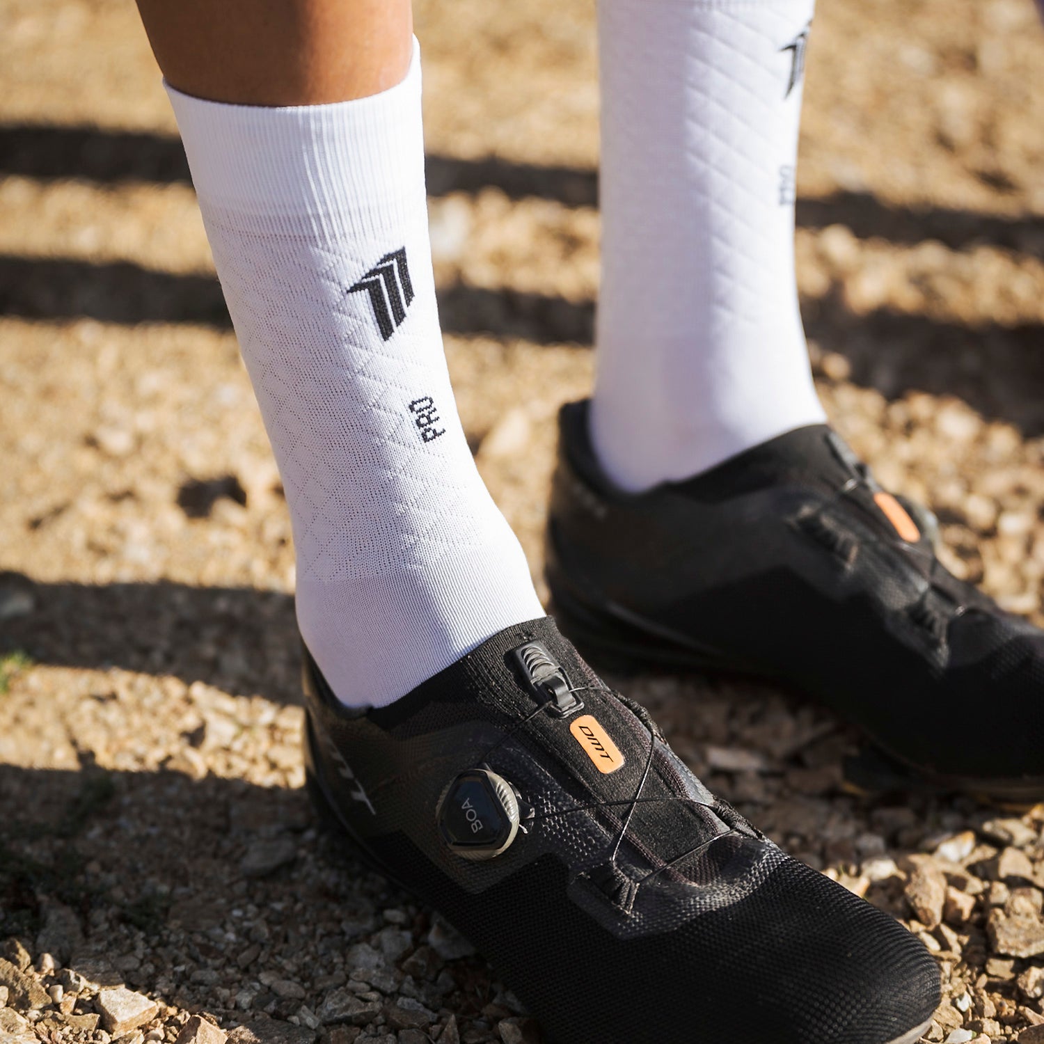 PRO ELITE WHITE - CHAUSSETTES PRO CYCLISME